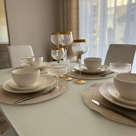 Recently Renovated Daire Oostende