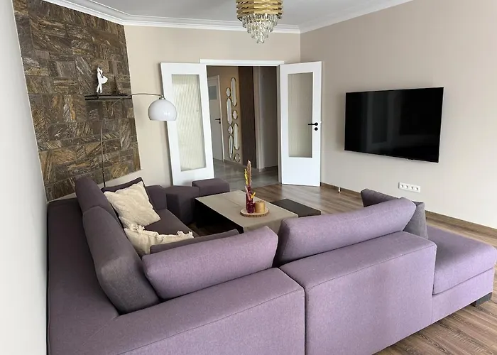 公寓 Recently Renovated