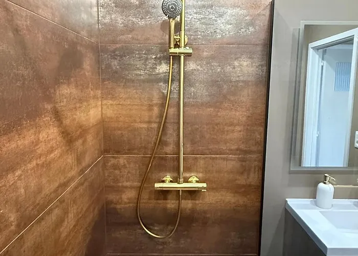 Recently Renovated Appartement *